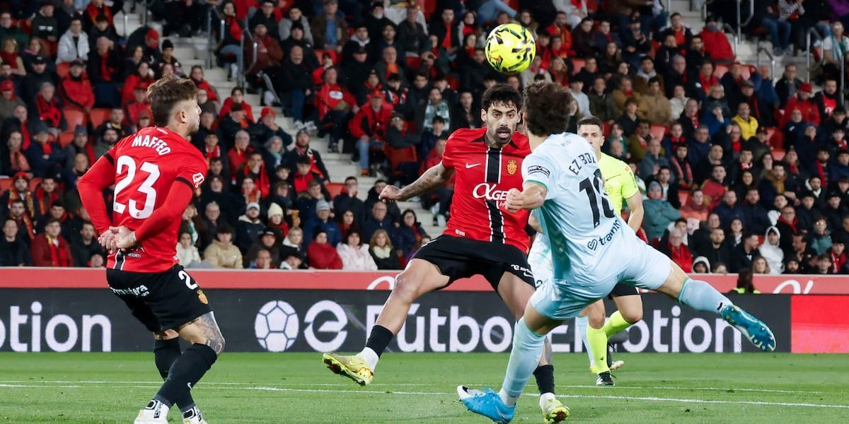 Betis își consolidează poziția în La Liga cu o victorie importantă în fața lui Mallorca Real Betis a obținut o victorie esențială sâmbătă seara, în deplasare, împotriva echipei Mallorca, scor 2-1