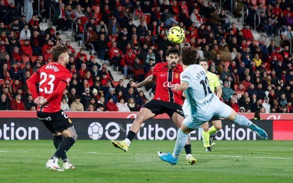 Betis își consolidează poziția în La Liga cu o victorie importantă în fața lui Mallorca Real Betis a obținut o victorie esențială sâmbătă seara, în deplasare, împotriva echipei Mallorca, scor 2-1
