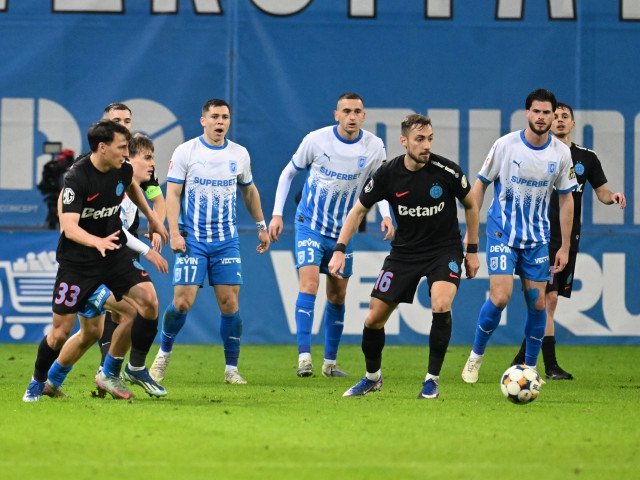 SuperLiga: Universitatea Craiova – FCSB 1-0, încrâncenare și controverse pe „Ion Oblemenco” Universitatea Craiova a obținut o victorie importantă în fața celor de la FCSB, înregistrând un 1-0 pe teren propriu, grație unui gol marcat de Al Hamlawi
