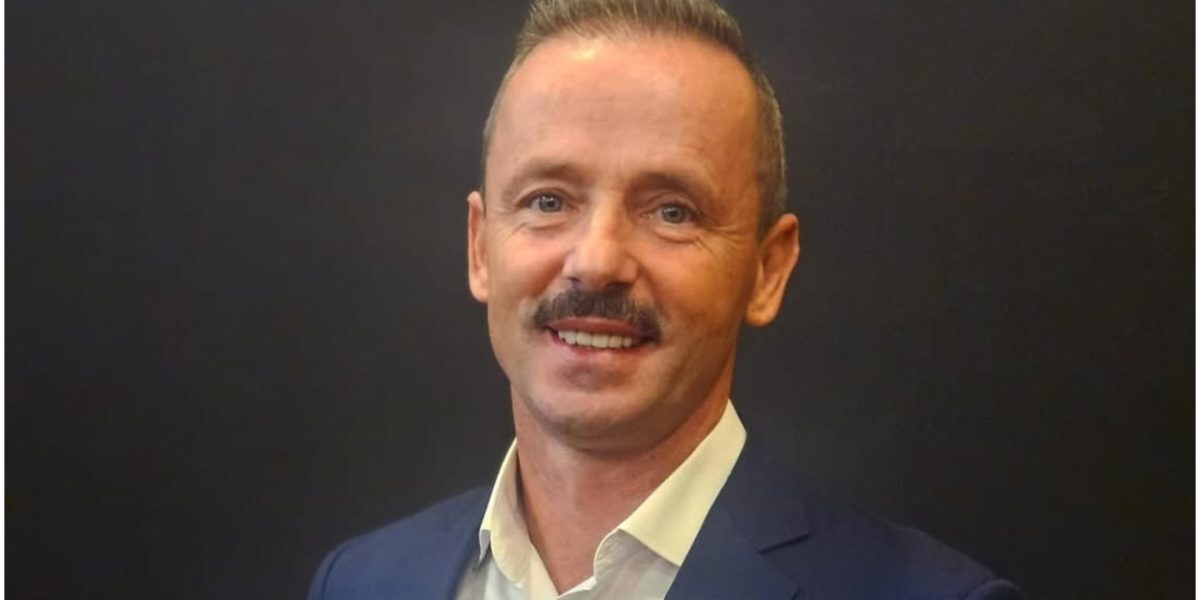 Marius Urzică, campion olimpic și tată mândru: „Sunt foarte mândru de copiii mei” Marius Urzică, cunoscut ca fiind unul dintre cei mai importanți gimnaști români, își deschide sufletul în cadrul emisiunii „Power Couple”