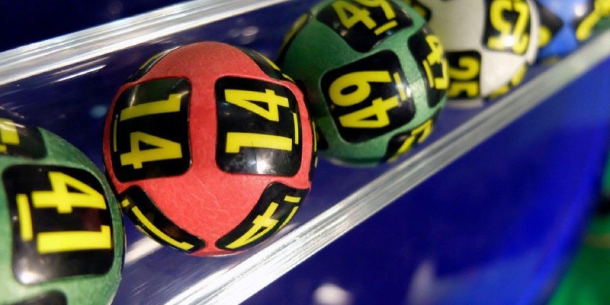 Marele premiu la Loto 6/49, un câștig de peste 22 de milioane de lei La tragerea Loto 6/49 din data de 12 februarie, un bilet norocos a câștigat premiul de categoria I, în valoare de 22.948.891,68 de lei, echivalentul a aproximativ 4,5 milioane de euro