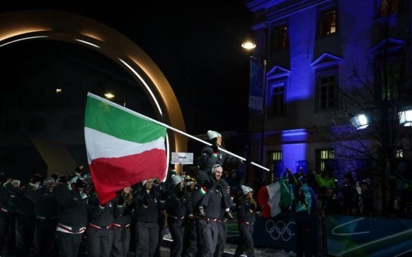 Controversele legate de Ghali cresc în intensitate Prezența rapper-ului Ghali la ceremoniile de deschidere a Jocurilor Olimpice de la Milano Cortina a generat reacții vehemente din partea oficialilor italieni