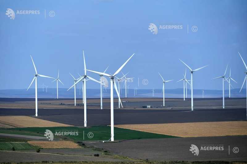 PPC Renewables România investește în stocarea energiei la Sălbatica 1 PPC Renewables România a anunțat dezvoltarea unui sistem de stocare a energiei în baterii (BESS) cu o capacitate de 60,12 MWh în cadrul parcului eolian Sălbatica 1