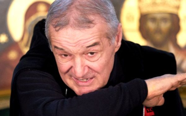 Gigi Becali a făcut un anunț care prefigurează o restartare totală pentru FC Steaua București, cunoscutul investitor și om de afaceri declarând oficial că echipa va trece printr-un vast proces de reconstrucție în această vară