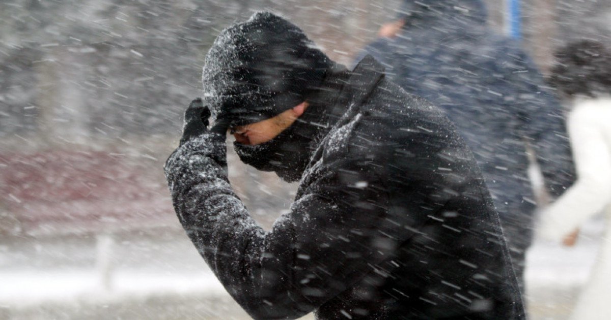 Alerte meteo: ploi, ninsori viscolite și vânt puternic în țară.