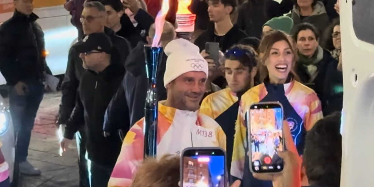 YjdhYmMxYjcwZDNjOWNiZWU2MzA0MzMyN2NlNg.thumb_.jpg - FluxNational