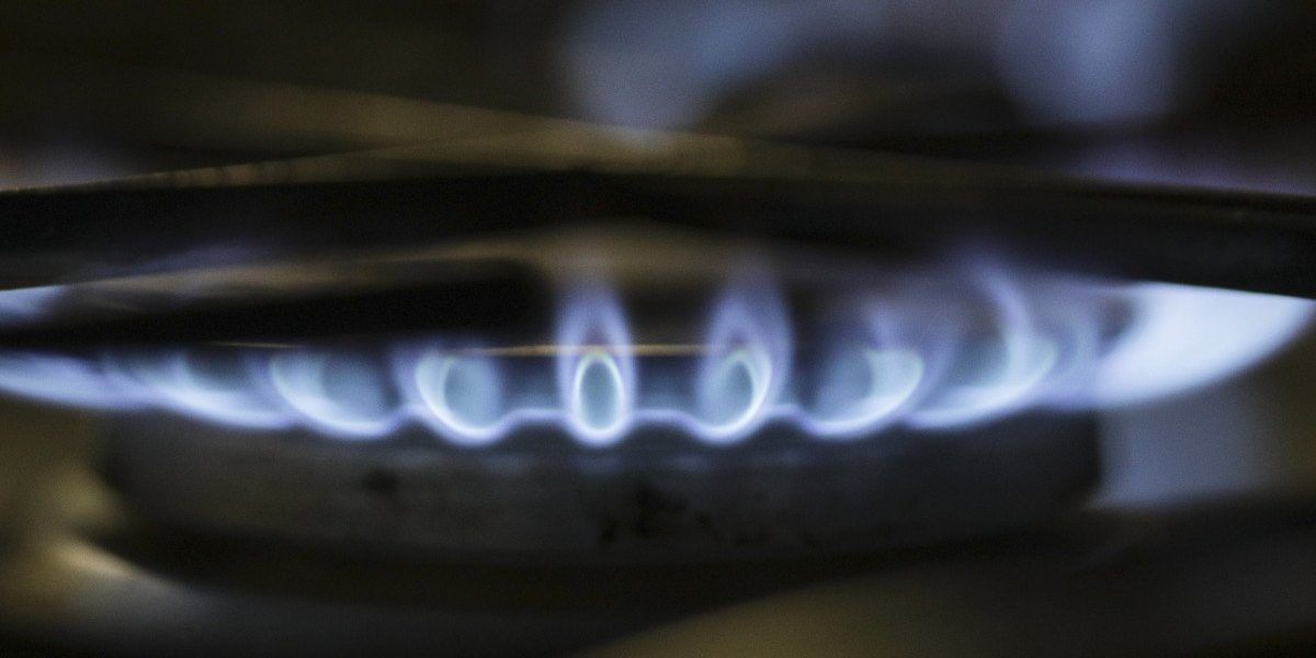 Plafonarea prețurilor la gaze se încheie: statul preia diferența!
