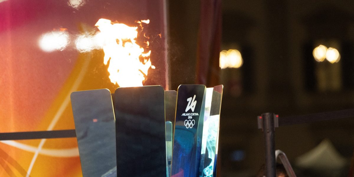 aD02MzAmemM9MSZoYXNoPTVhZjAwMGQ4OWJhZDljY2QzNDQ0OWRhOTkzZjUyZTg0.thumb_.jpg - FluxNational