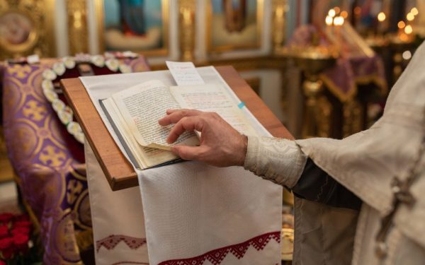 Sfântul Haralambie, praznuit cu evlavie pe 10 februarie Pe 10 februarie 2026, credincioșii ortodocși din România sărbătoresc ziua Sfântului Haralambie, un sfânt venerat pentru darul său de a alina suferințele și a proteja împotriva bolilor