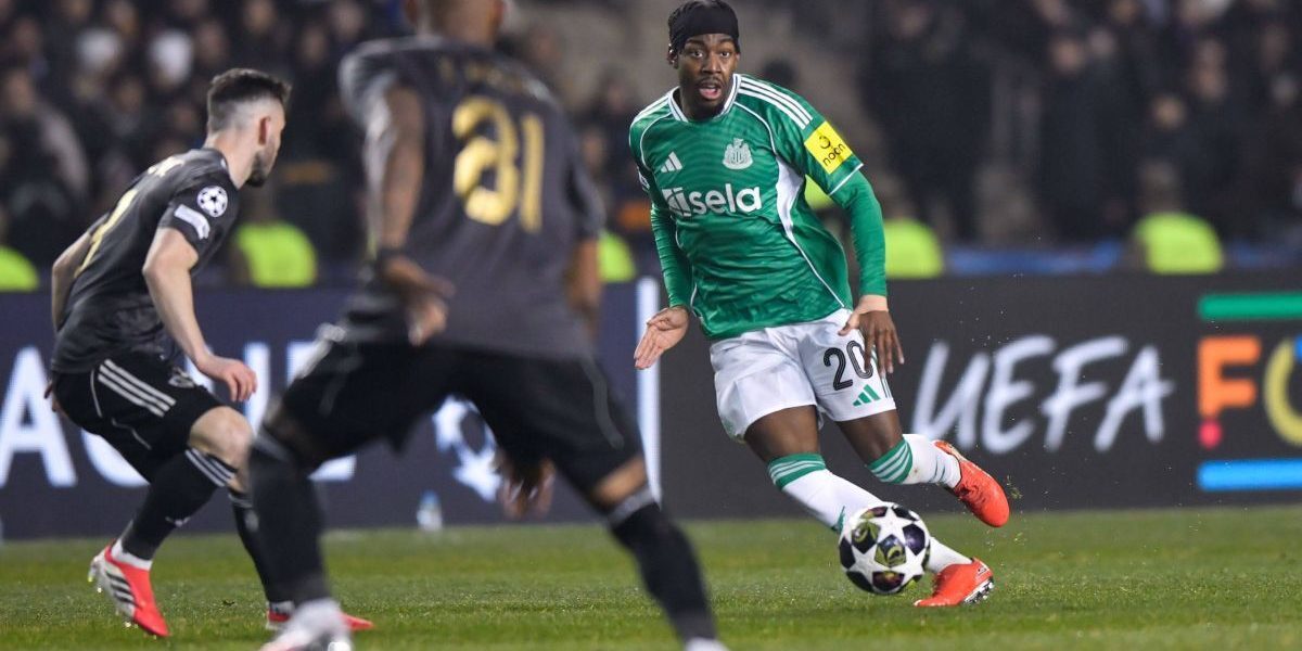 Newcastle se impune categoric în fața lui Qarabag, cu un 6-1 spectaculos Newcastle United a reușit o victorie concludentă în meciul disputat împotriva azerilor de la Qarabag, în cadrul turului play-off-ului de calificare în optimile Ligii Campionilor