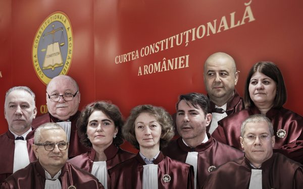 Judecătorii Curții Constituționale au decis miercuri, după cinci amânări, că legea care crește vârsta de pensionare a magistraților și care reduce cuantumul pensiei de serviciu este constituțională