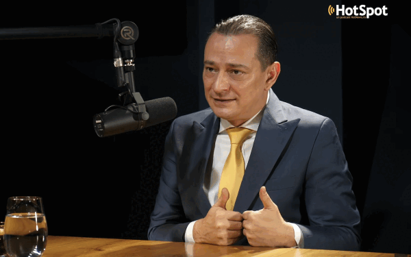 Primarul Sectorului 4, Daniel Băluță, este de părere că taxa specială de dezvoltare, impusă în ianuarie 2025, va deveni istorie până în 2027, odată ce infrastructura de parcare va fi modernizată și extinsă semnificativ