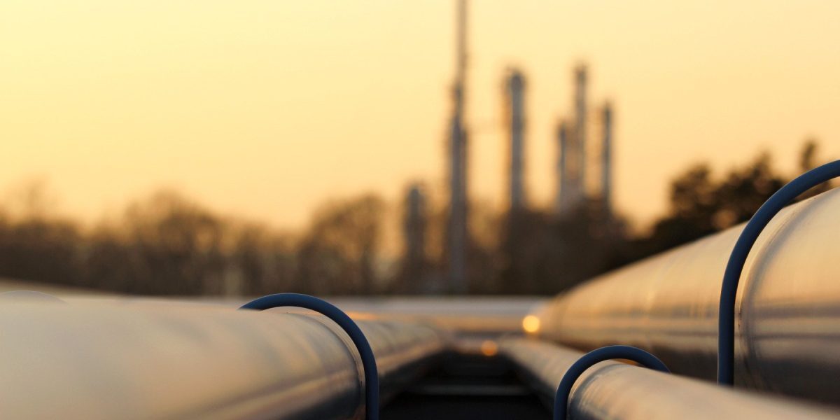 Ungaria și Slovacia solicită ajutorul Croației pentru asigurarea livrării de petrol rusesc prin conducta Adriatică Criza energetică legată de livrările de petrol din Europa a escaladat recent, după întreruperile îngrijorătoare ale transporturilor prin Ucraina, ce au amplificat incertitudinea asupra securității aprovizionării cu resurse esențiale în regiune