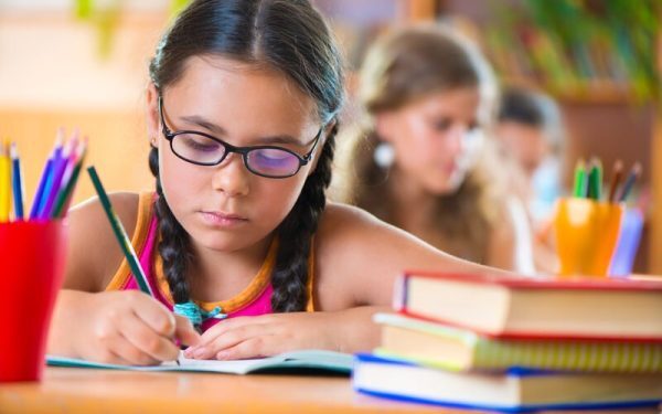 Oana Țoiu, la Bavarzia: sprijin pentru românii din Diaspora și inițiative pentru educație Ministerul Afacerilor Externe a anunțat, recent, o serie de măsuri menite să întărească legăturile și sprijinul pentru comunitățile românești din diaspora germană