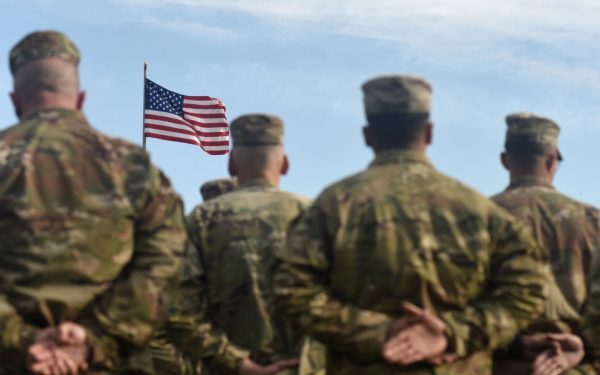 Factorii de decizie din SUA liniștesc Europa: reducerile de militari americani nu sunt iminente Îngrijorările din statele europene cu privire la posibilitatea unei retrageri semicantate a trupelor americane par să fie negate categoric de oficialii de la Washington