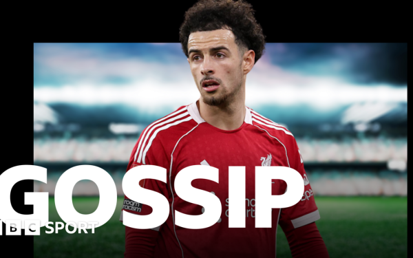 Curtis Jones, pe calea spre Serie A: Inter Milano negociază cu Liverpool Curtis Jones, mijlocașul în vârstă de 25 de ani al echipei Liverpool, este aproape de o mutare în Serie A, Inter Milano fiind în discuții pentru un împrumut cu opțiune de cumpărare