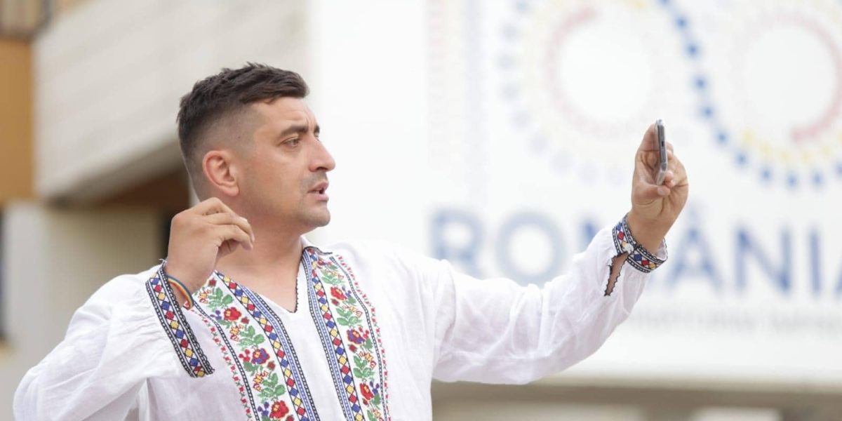 george-simion-camasa-traditionala-romaneasca-ie.jpg - FluxNational