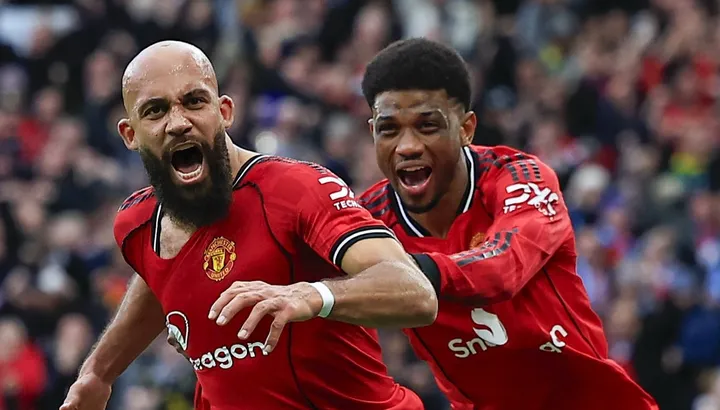 Manchester United se pregătește pentru duelul cu Tottenham Hotspur Manchester United își propune să obțină a patra victorie consecutivă sub conducerea interimarului Michael Carrick, în cadrul confruntării de sâmbătă de la Old Trafford cu Tottenham Hotspur