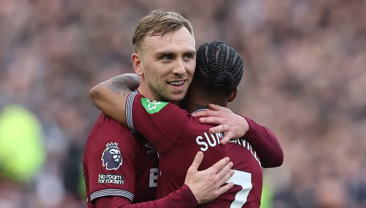Duel esențial pentru supraviețuire: Burnley versus West Ham la Turf Moor Burnley și West Ham United se pregătesc să se înfrunte în cadrul unei confruntări decisive pentru evitarea retrogradării, sâmbătă, pe terenul de acasă al „claret-ilor”