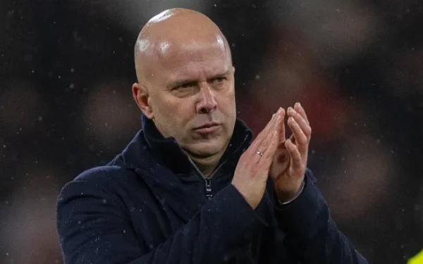 Liverpool întâlnește Brighton în sferturile FA Cup Liverpool va avea astăzi, pe teren propriu, o confruntare importantă cu Brighton & Hove Albion, într-un meci din turul al patrulea al FA Cup