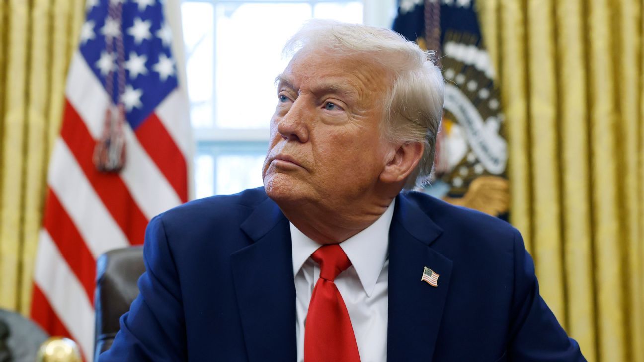 Controversă la Jocurile Olimpice de Iarnă: Trump critică sportivii americani care își exprimă dezacordul Președintele american Donald Trump a stârnit un val de reacții după ce a numit „real loser” un sportiv din echipa olimpică a Statelor Unite, care a criticat politicile administrației sale