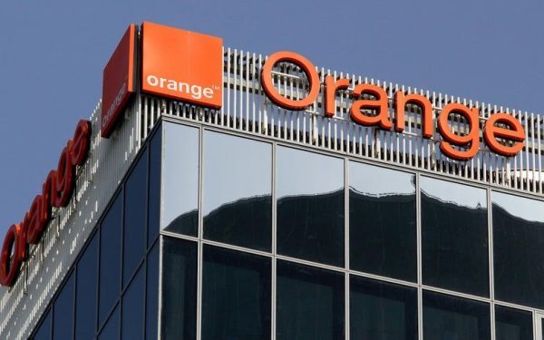 Orange majorăm abonamentele în România: „Ne-am străduit să menținem prețurile”