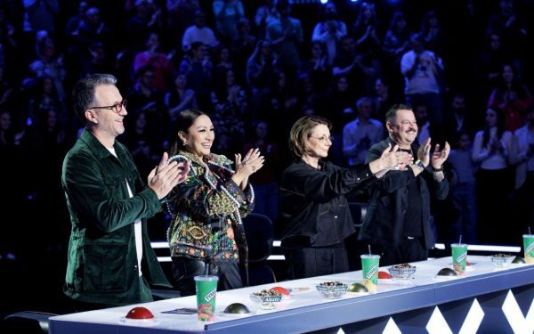 Alexis Stan, senzația serii la „Românii au talent” Ediția de vineri seară a emisiunii „Românii au talent” a captat atenția a aproape 4 milioane de telespectatori, devenind lider absolut de audiență