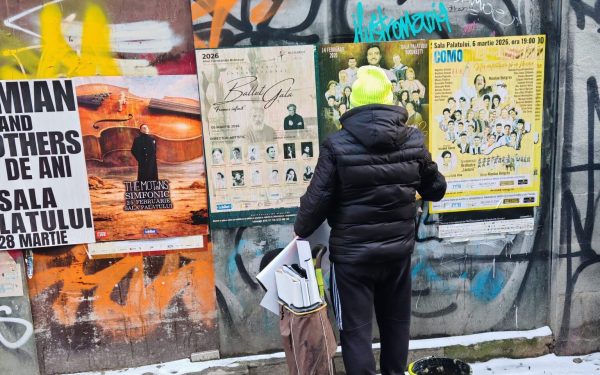 Afișajele lipite ilegal, amendate cu până la 6.000 lei și obligate să le îndepărteze