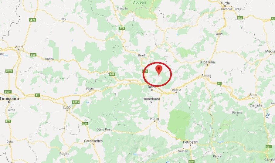 Curtea de Apel Alba Iulia a decis miercuri că Guvernul României trebuie să aprobe un act adițional pentru prelungirea licenței de exploatare a minei de la Certej, în condițiile în care acest proiect minier continuă să fie un punct sensibil pentru mediul de afaceri și pentru comunitate