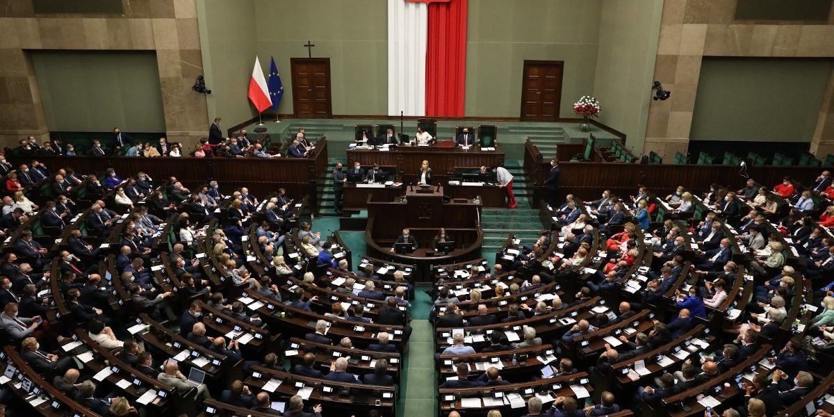 parlament-polonia-seim.jpg - FluxNational