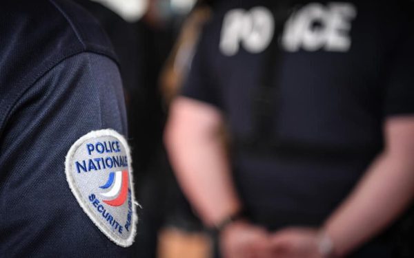 Autoritățile din Paris au demarat o anchetă penală de amploare asupra unei tentative suspecte de furt de informații sensibile ale statului francez, implicând cetățeni chinezi și tehnologia modernă de comunicații