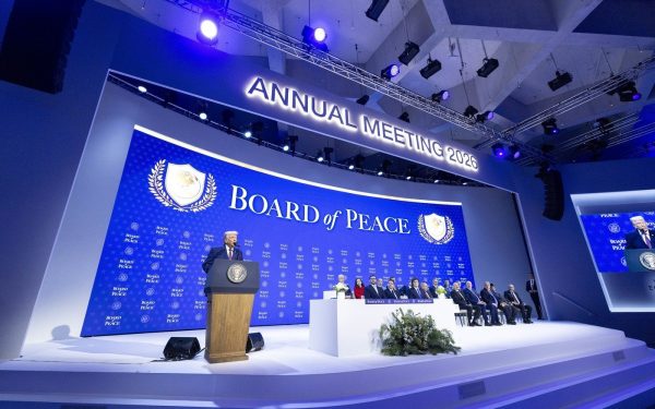 Polonia și Italia refuză să adere la „Consiliul pentru Pace” al lui Donald Trump, marcând o poziție clară față de inițiativa americană în contextul geopolitic actual Într-o decizie care subliniază diviziunile din lumea occidentală privind abordarea conflictelor internaționale, Polonia și Italia au anunțat oficial că nu vor participa la „Consiliul pentru Pace” anunțat recent de președintele american Donald Trump