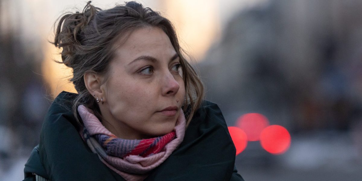 Cancerul i-a schimbat radical viața Helga Pirogova, opozantă vocală a regimului Kremlinului, care până nu demult era cunoscută pentru spiritul său aprins și curajul de a-i confrunta pe oficialii ruși