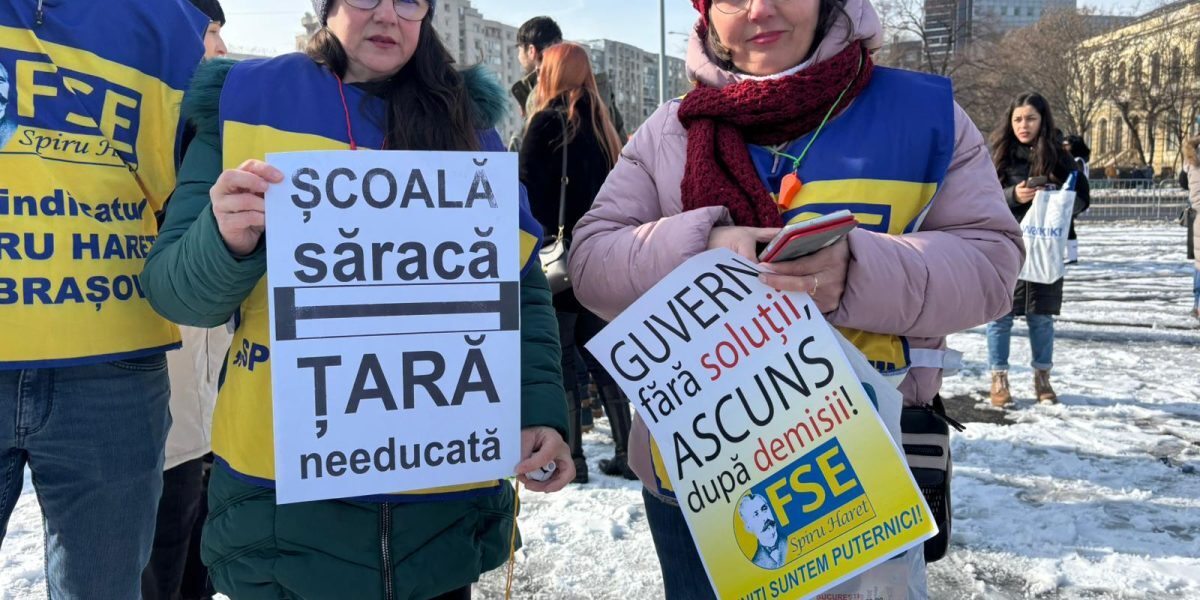 Nemulțumirile din sistemul de învățământ românesc ajung din nou în centrul atenției, după ce rezultatele unei consultări naționale lansate de Federația Sindicatelor Libere din Învățământ (FSLI) indică un nivel alarmant de insatisfacție printre profesori și personal auxiliar
