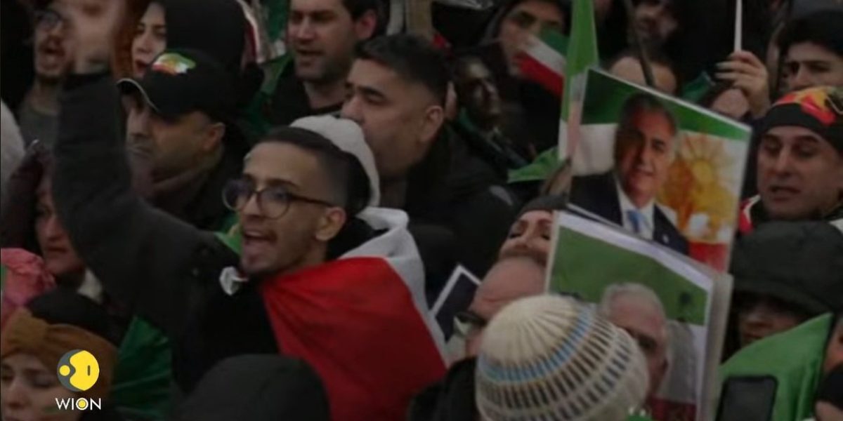 Aproximativ 200.000 de persoane au ieșit în stradă la München sâmbătă, protestând împotriva regimului de la Teheran