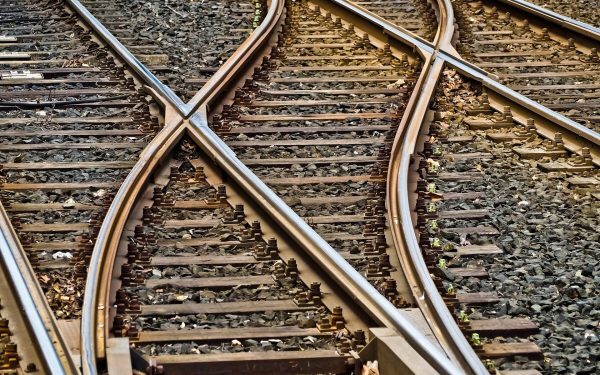 Modificări majore în circulația trenurilor CFR: Anunț privind anularea și redirecționarea traseelor CFR Călători a anunțat vineri, 1 martie, o serie de modificări substanțiale în circulația trenurilor, ca urmare a lucrărilor efectuate de CFR SA între stațiile Dej Călători, Caseiu și Dej Triaj