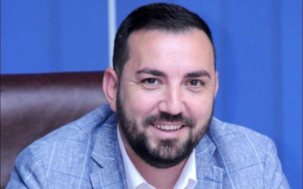 DNA face curățenie la primăria Sectorului 5: rețineri în cazul unor acuzații de corupție Perchezițiile răsunătoare de vineri efectuate la sediul Primăriei Sectorului 5 au avut un impact major în administrația locală din capitală