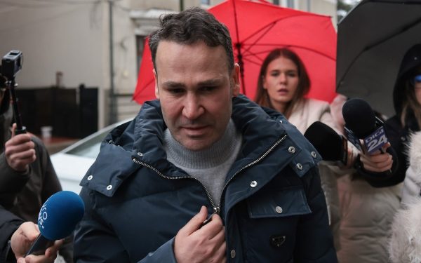 Sectorul 3, fără primar după intervenția DNA: Robert Negoiță, sub control judiciar și interdicție de exercitare a funcției Sectorul 3 al Capitalei rămâne fără conducător după ce Procurorii DNA au dispus joi seara imposibilitatea ca actualul primar, Robert Negoiță, să își exercite atribuțiile administrative, pe durata controlului judiciar