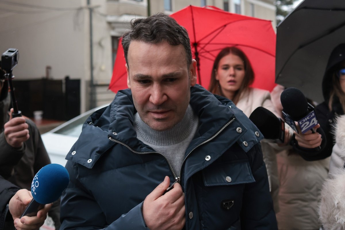 Sectorul 3, fără primar după intervenția DNA: Robert Negoiță, sub control judiciar și interdicție de exercitare a funcției Sectorul 3 al Capitalei rămâne fără conducător după ce Procurorii DNA au dispus joi seara imposibilitatea ca actualul primar, Robert Negoiță, să își exercite atribuțiile administrative, pe durata controlului judiciar