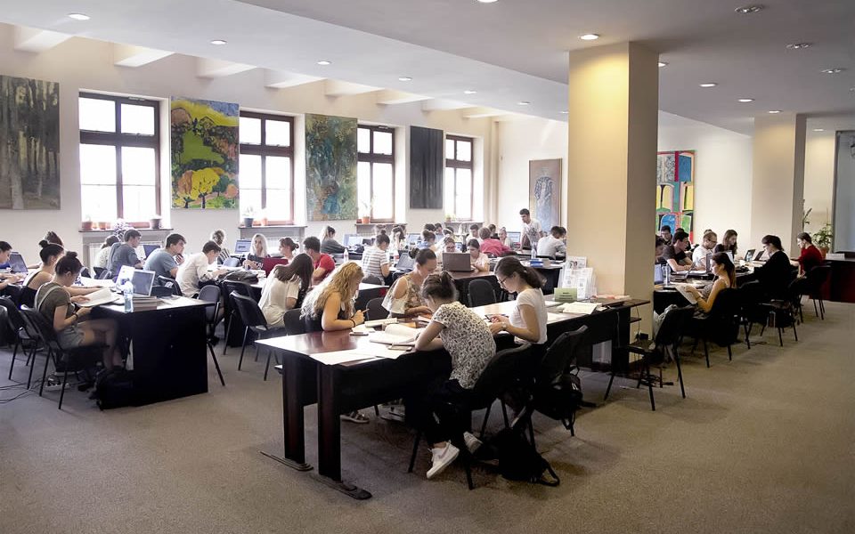 sala-lectura-paul-bran.jpg - FluxNational