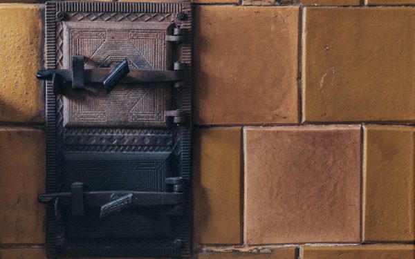 România se află în topul statelor europene cu cele mai mari probleme legate de accesul la încălzire, situându-se peste media Uniunii Europene, conform statisticilor recente