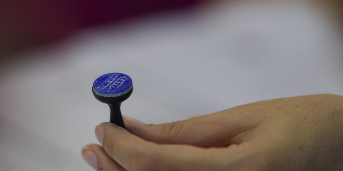 Alegerile parțiale din Sectorul 6 și incertitudinea organizării lor Vacantarea funcției de primar în Sectorul 6, ca urmare a demisiei liberalului Ciprian Ciucu pentru a prelua conducerea Primăriei Generale, a readus în centrul atenției procesul electoral și respectarea termenelor legale