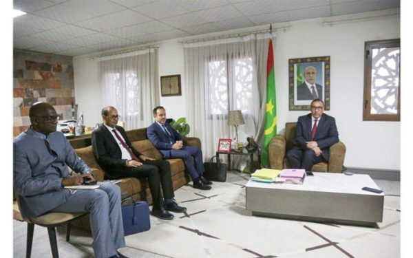 Universitatea din Mauritania și UNESCO: O colaborare promițătoare în educația superioară Mauritania își propune să îmbunătățească educația superioară printr-o colaborare extinsă cu UNESCO