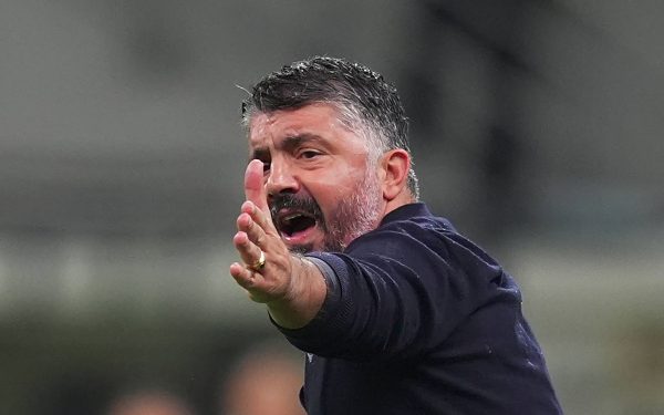 Gennaro Gattuso și Sergej Barbarez înSunetul tactici la pragul finalei calificărilor pentru CM 2026 Într-o atmosferă tensionată și încărcată de așteptări, finala play-off-ului pentru calificarea la Campionatul Mondial din 2026, programată marți seară la Zenica, promite să fie un duel aprig între Bosnia-Herțegovina și Italia