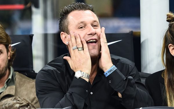 Spectacol revoltător, dar titlul rămâne neschimbat