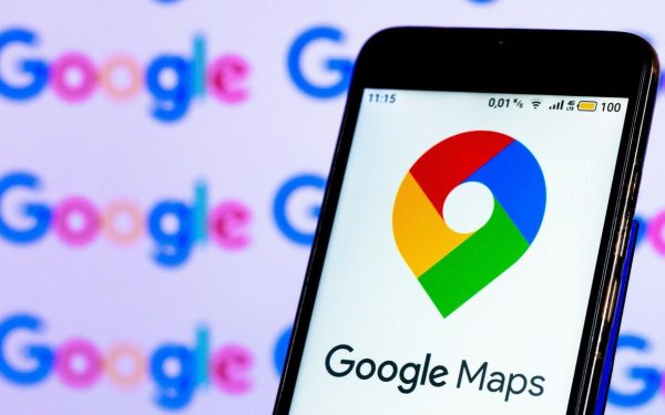 Google Maps, aplicația de navigație extrem de populară care a devenit un partener de încredere pentru milioane de români în planificarea și desfășurarea călătoriilor, se dovedește a fi mult mai mult decât un simplu GPS