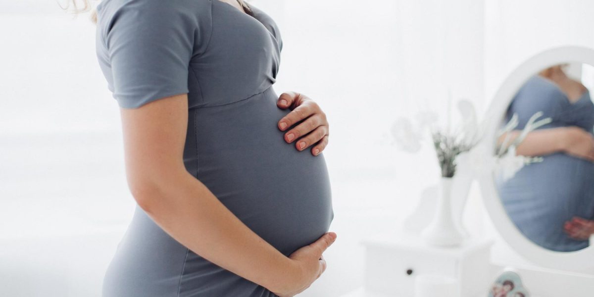 Expunerea la substanțe chimice în timpul sarcinii poate avea consecințe neașteptate, extinse pe mai multe generații