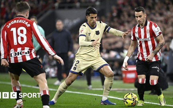 Barcelona își păstrează pole-position-ul în La Liga după victoria cu Athletic Club Barcelona a reușit să-și revină pe primul loc în clasamentul La Liga, după un meci dramatic câștigat în deplasare contra Athletic Club, scor 1-0