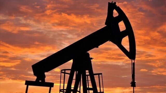Prețurile petrolului pot înregistra noi creșteri din cauza escaladării conflictului din Orientul Mijlociu, un conflict care amenință să destabilizeze una dintre cele mai importante rute globale de aprovizionare cu energie