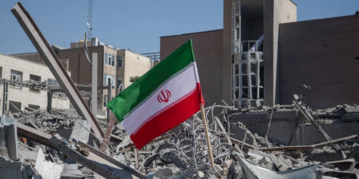 Războiul dintre SUA, Israel şi Iran a ajuns la un punct critic, iar analizele din zona sunt clare: dacă conflictul s-ar încheia mâine, Israelul ar ieşi câștigător, în timp ce Statele Unite şi statele din Golf sunt cele mai afectate